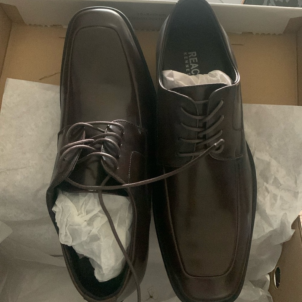 Kenneth Cole - NEW